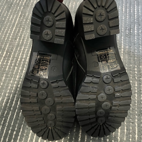 Soludos Dani Shearling Platform Boot - Picture 3 of 4